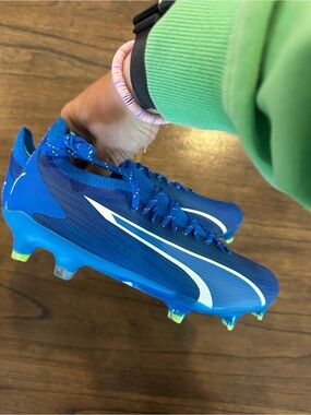 PUMA Ultra Match FG/AG Soccer Cleats Blue White Women’s 8 NWT No Box
